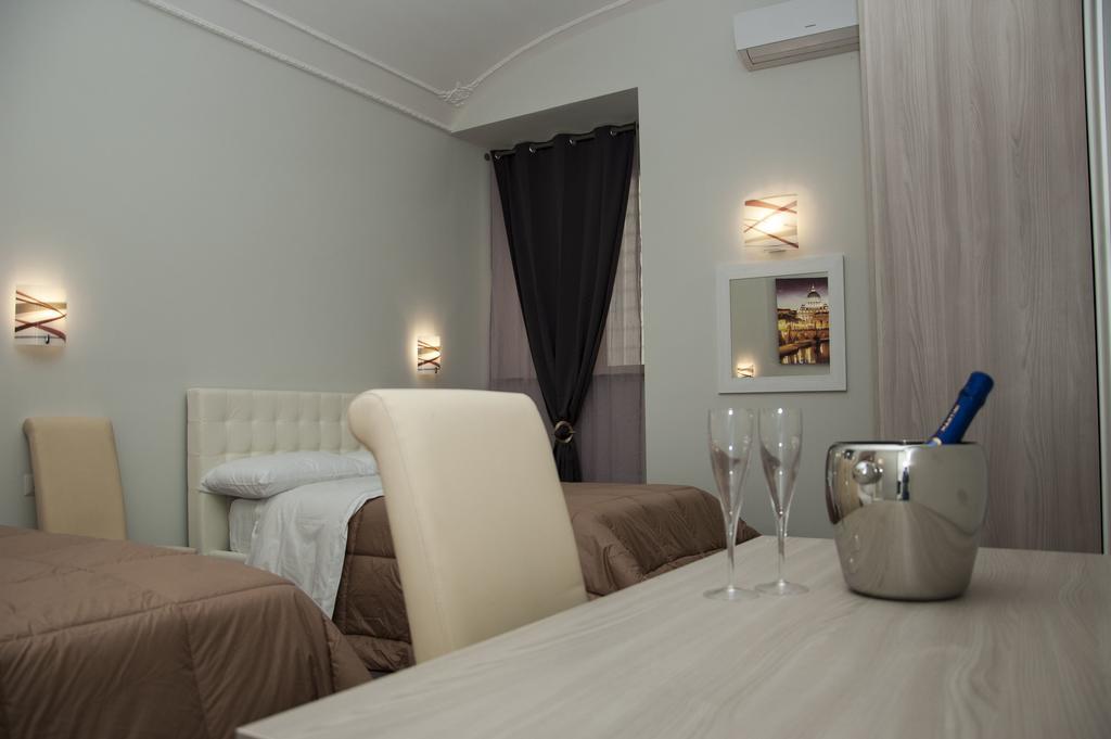 Holiday House Roma Vaticano Екстериор снимка